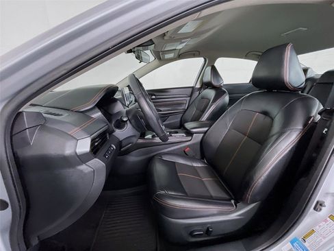 Used 2021 Nissan Altima 2.5 SR image 23