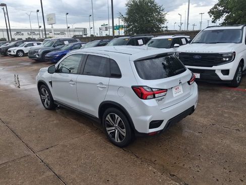 Used 2025 Mitsubishi Outlander Sport SE AWD/4WD image 8