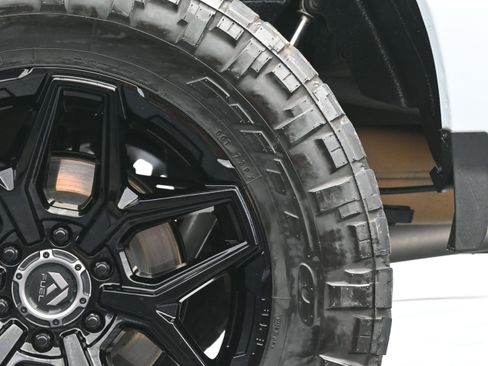 Used 2022 Ford F150 XLT w/ Equipment Group 302A High AWD/4WD image 22