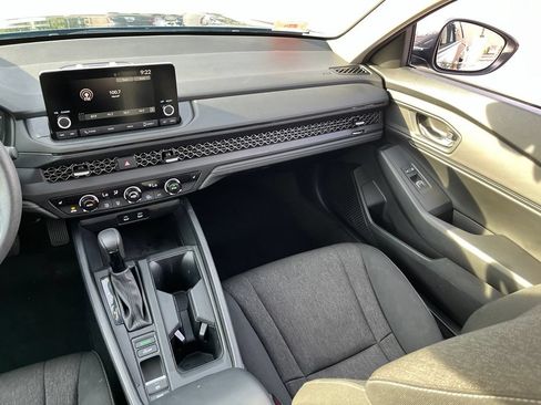 Used 2024 Honda Accord EX image 10