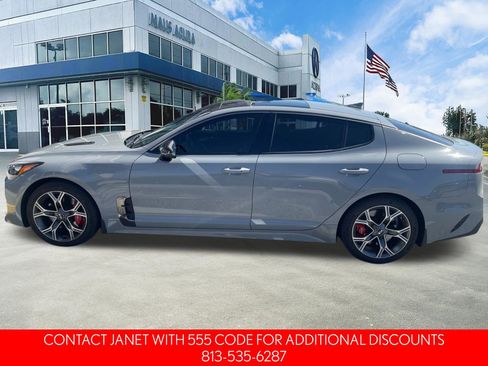 Used 2019 Kia Stinger GT1 image 3