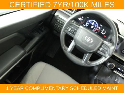 Used 2025 Toyota Tacoma SR5 AWD/4WD image 13