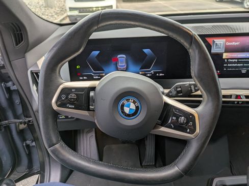 Used 2022 BMW iX xDrive50 w/ Premium Package image 16