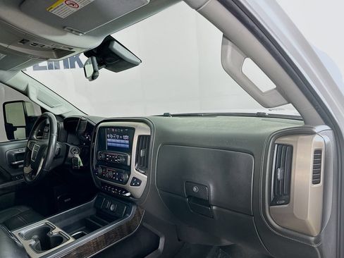 Used 2016 GMC Sierra 3500 Denali w/ Duramax Plus Package AWD/4WD image 37