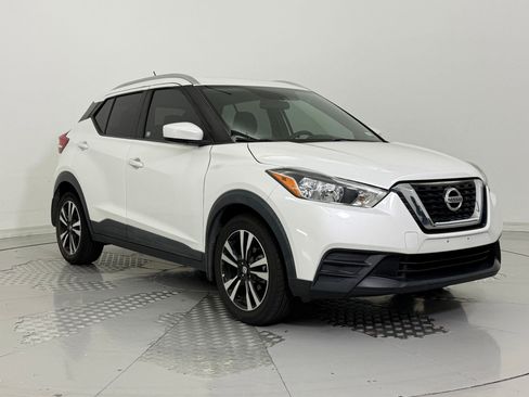 Used 2019 Nissan Kicks SV image 7