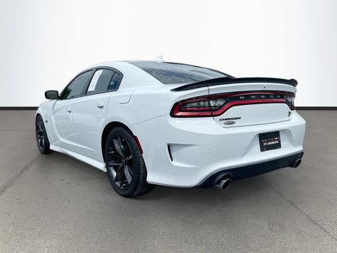 Used 2019 Dodge Charger Scat Pack w/ Plus Group RWD image 5