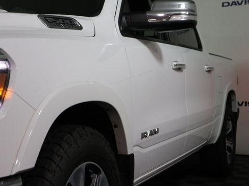 Used 2022 RAM 1500 Laramie AWD/4WD image 11