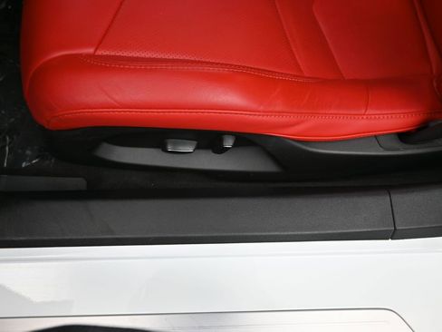 Used 2024 Chevrolet Corvette Stingray Convertible w/ 1LT image 15