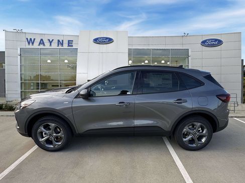 New 2026 Ford Escape ST-Line w/ Cold Weather Package image 5