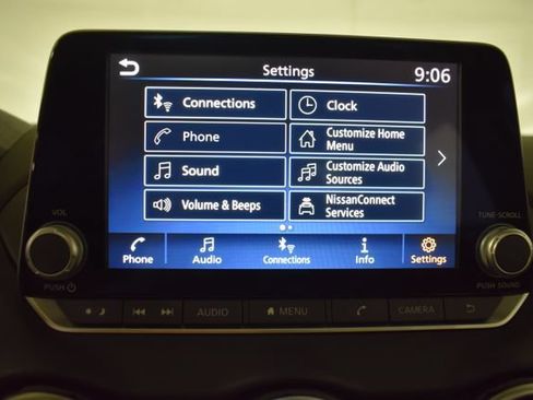 Certified 2025 Nissan Sentra SR w/ SR Premium Package FWD image 22