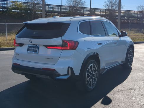Used 2025 BMW X1 xDrive28i w/ Convenience Package image 3
