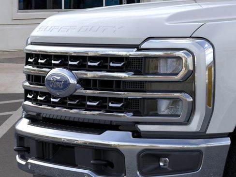 New 2025 Ford F350 Lariat w/ Lariat Ultimate Package image 17