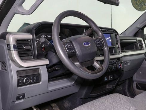 Used 2024 Ford F350 XLT image 19