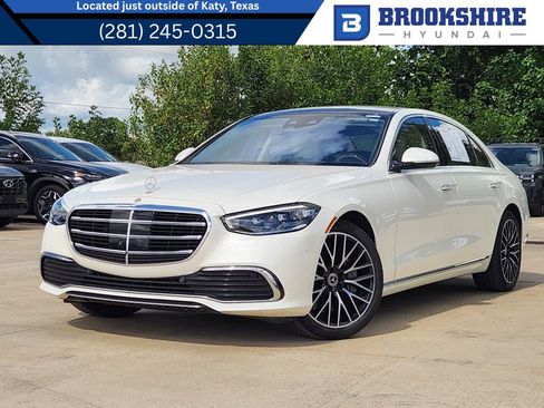 Used 2023 Mercedes-Benz S 500 4MATIC image 1