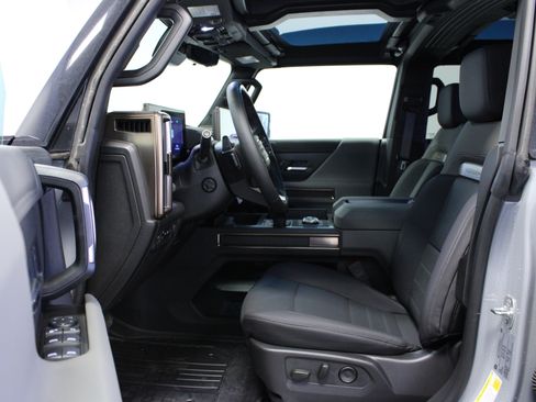 New 2025 GMC Hummer EV 3X image 12