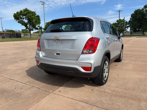 Used 2019 Chevrolet Trax LS w/ LPO, Cargo Package FWD image 24