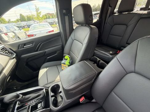 Used 2024 GMC Canyon Elevation w/ Elevation Premium Package RWD image 20