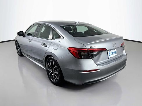 Used 2024 Honda Civic EX image 2