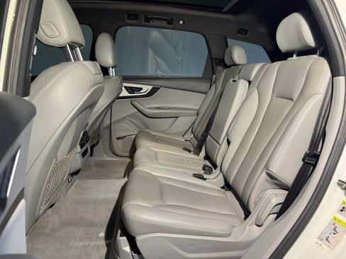 Used 2018 Audi Q7 2.0T Premium Plus w/ Premium Plus Package AWD/4WD image 25