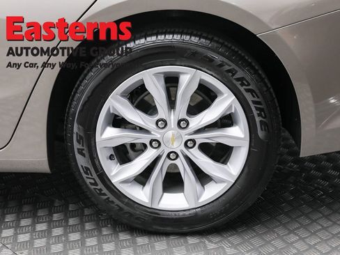 Used 2023 Chevrolet Malibu LT image 8