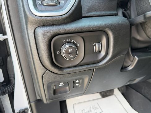 Used 2025 RAM 1500 Lone Star AWD/4WD image 14