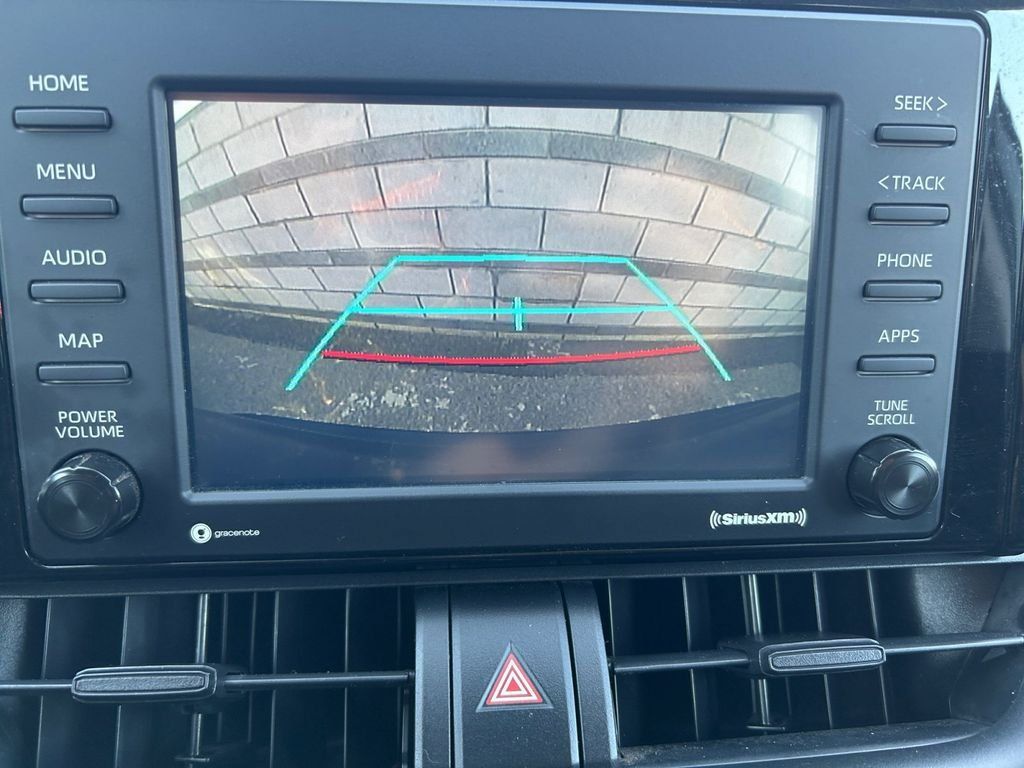 Used 2021 Toyota RAV4 LE FWD image 26