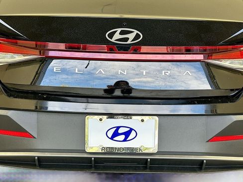 New 2026 Hyundai Elantra SE w/ Cargo Package FWD image 20