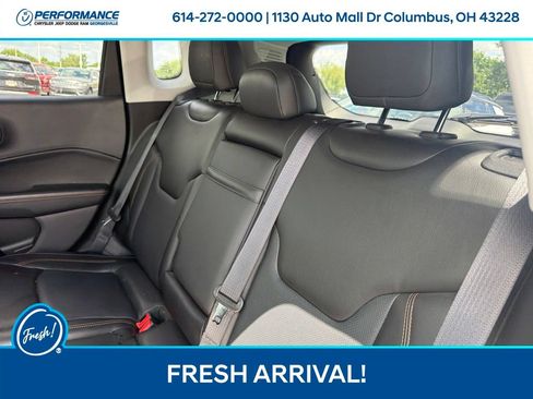 Used 2018 Jeep Compass Limited w/ Navigation Group AWD/4WD image 19