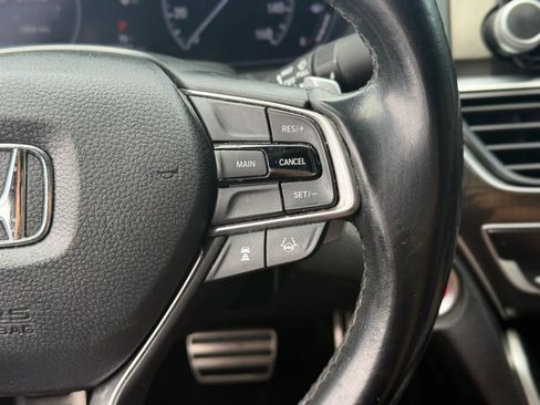 Used 2021 Honda Accord Sport image 18