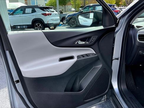 Certified 2024 Chevrolet Equinox LS image 18