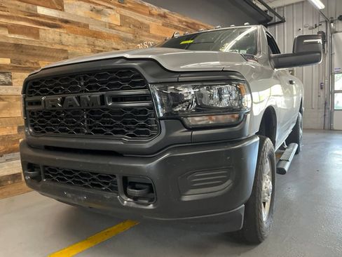Used 2024 RAM 2500 Tradesman w/ Snow Chief Group AWD/4WD image 17