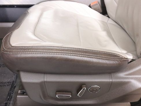 Used 2019 Ford F150 Limited image 38