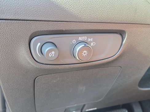 Used 2025 Buick Encore GX Preferred FWD image 27