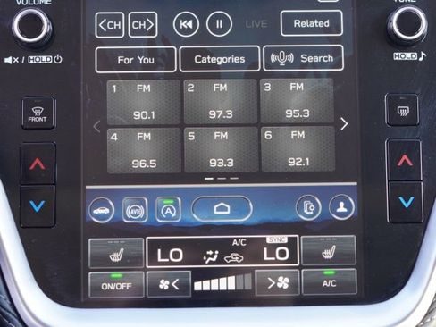 Used 2025 Subaru Outback Premium w/ Popular Package #1A AWD/4WD image 28