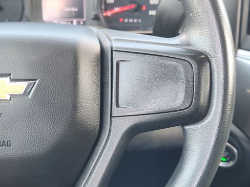Used 2022 Chevrolet Silverado 1500 Custom AWD/4WD image 28