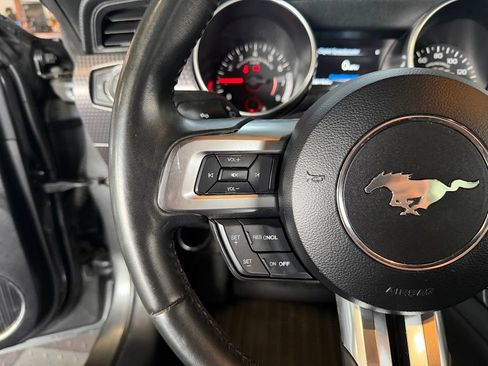 Used 2019 Ford Mustang GT Premium w/ GT Performance Package RWD image 17