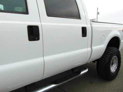 Used 2004 Ford F250 XLT image 29
