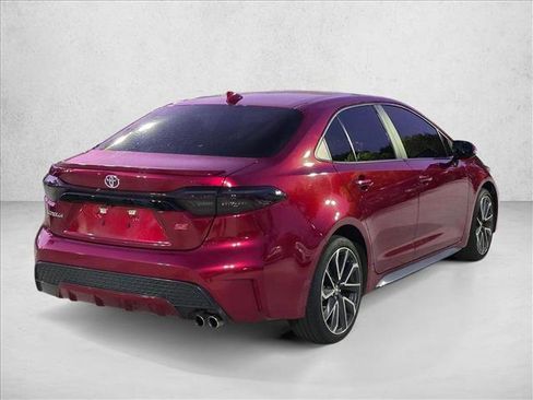 Used 2022 Toyota Corolla SE FWD image 5