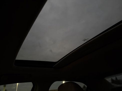 Used 2010 Ford Fusion SEL image 18