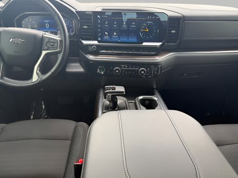 Certified 2023 Chevrolet Silverado 1500 LT Trail Boss w/ LPO, Dark Essentials Package AWD/4WD image 10