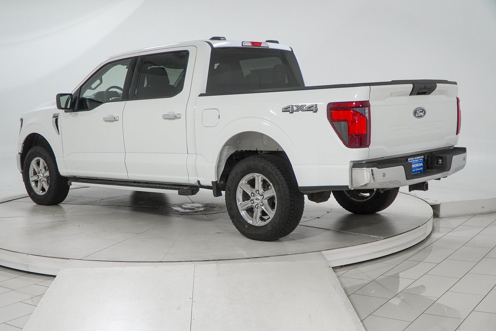 Used 2025 Ford F150 XLT w/ Equipment Group 301A Standard AWD/4WD image 6