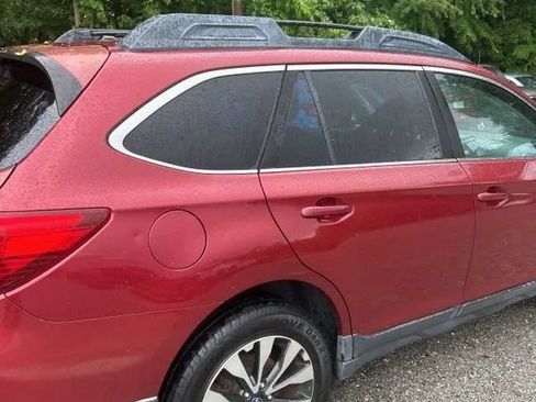 Used 2015 Subaru Outback 2.5i Limited w/ Protection Package #1 AWD/4WD image 8