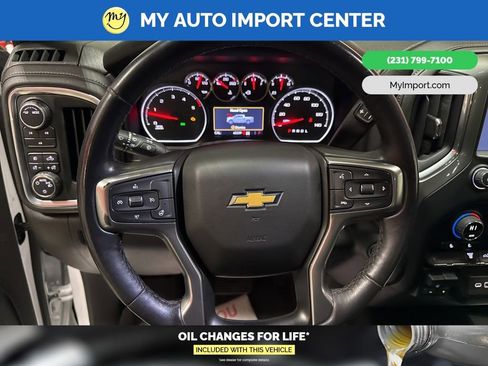 Used 2022 Chevrolet Silverado 2500 LT w/ Convenience Package image 15