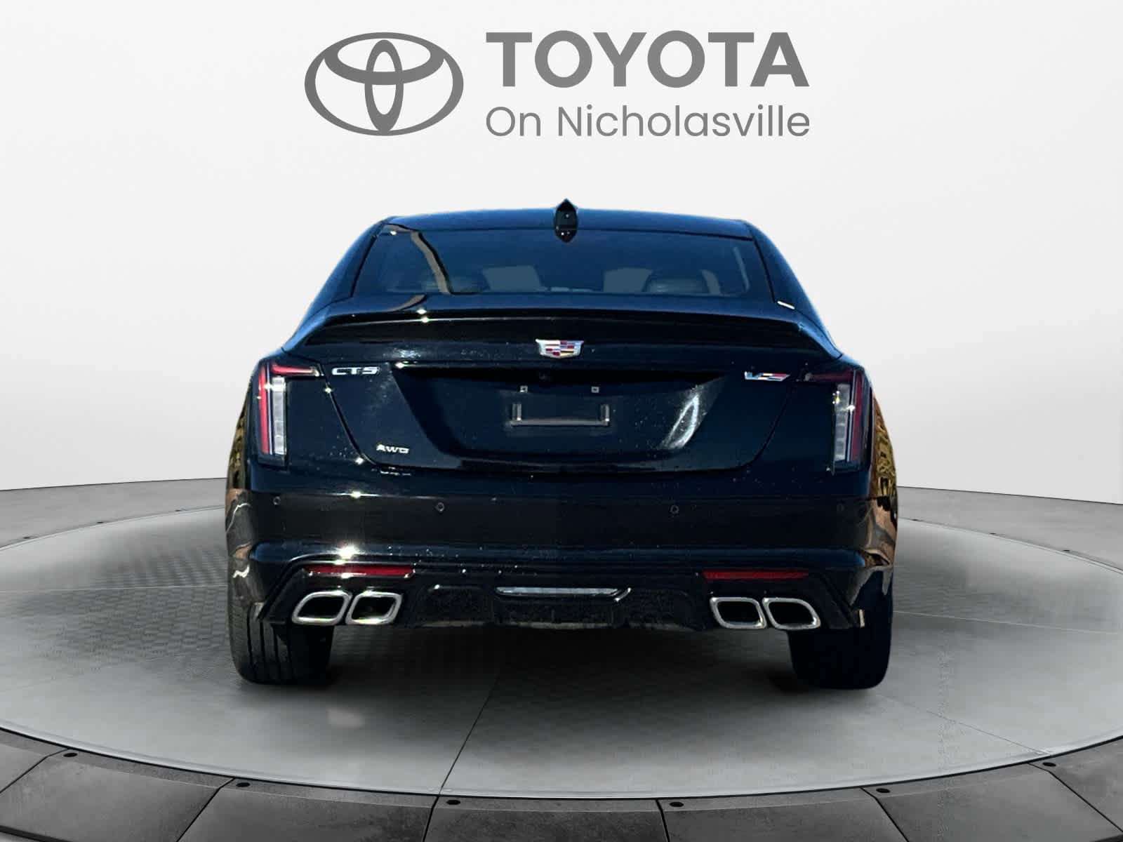 Used 2025 Cadillac CT5 V w/ Technology Package AWD/4WD image 4