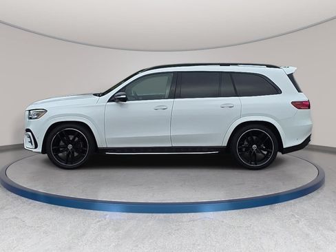Used 2024 Mercedes-Benz GLS 450 4MATIC image 8