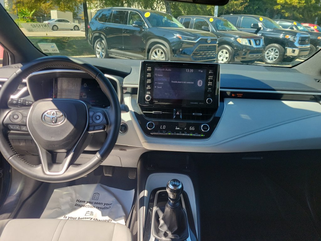 Used 2020 Toyota Corolla XSE FWD image 23