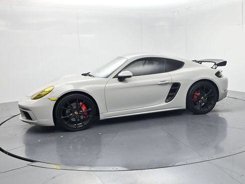 Used 2018 Porsche 718 Cayman S RWD image 4