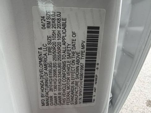 Used 2025 Honda Pilot Touring image 34