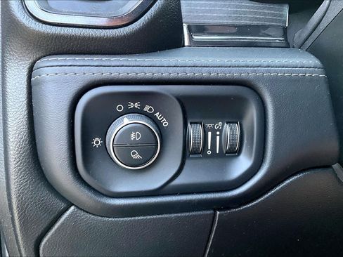 Used 2023 RAM 3500 Limited AWD/4WD image 29