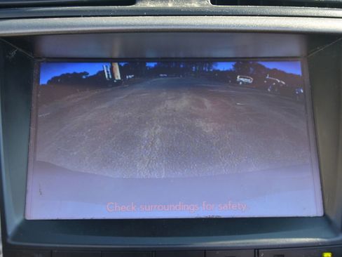 Used 2014 Lexus IS 250C w/ Luxury Package image 37